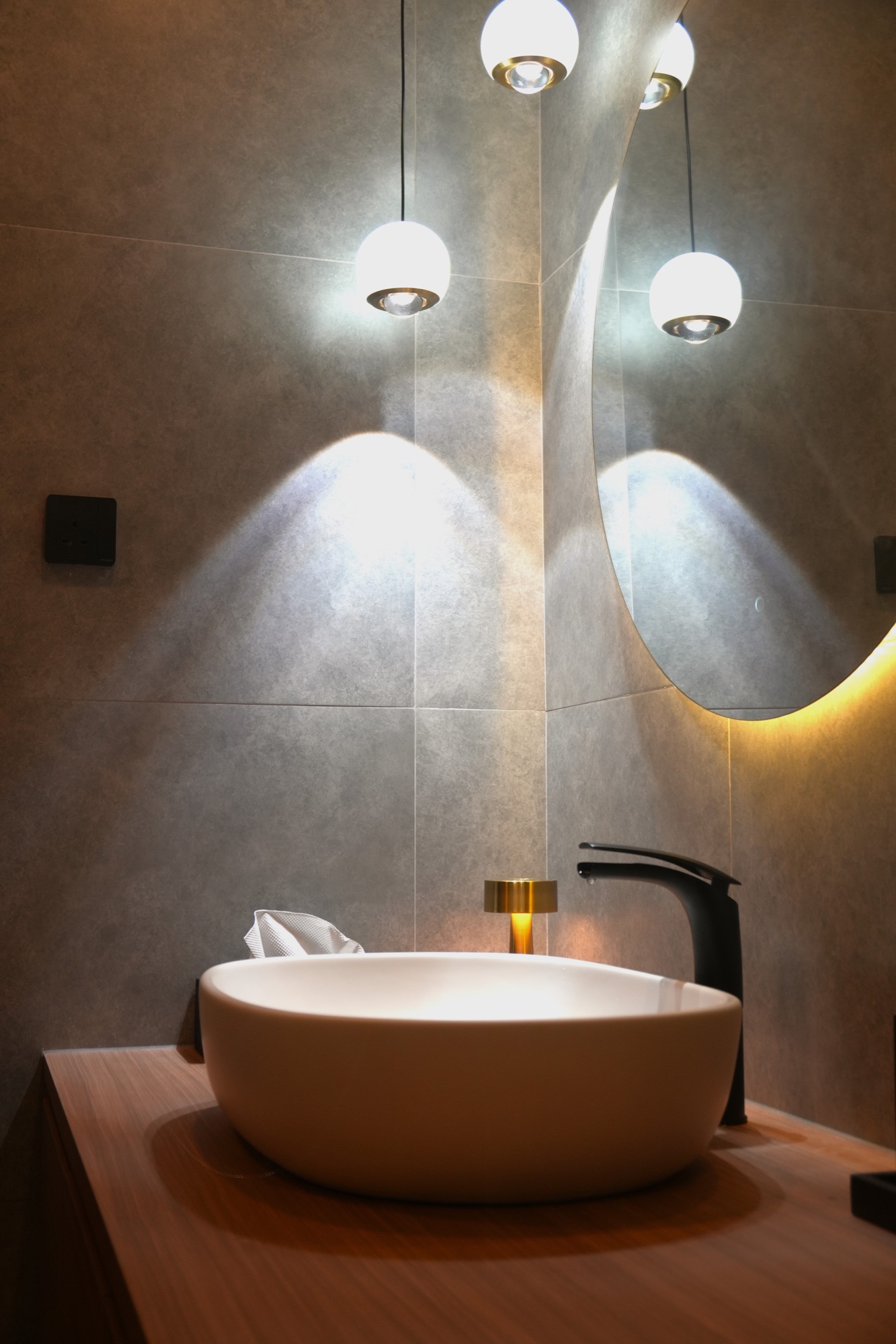 luxury cafe bathroom